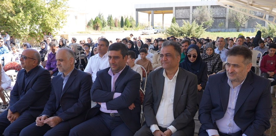 برگزاری آیین تجلیل از دانش‌آموزان ممتاز خانواده شرکت آب و فاضلاب خراسان شمالی 